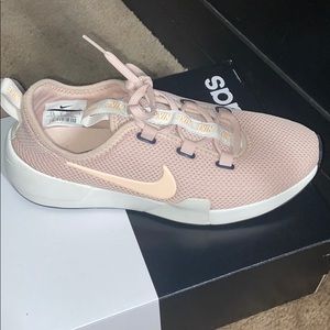 NIKE Ashin Modern Running Shoes